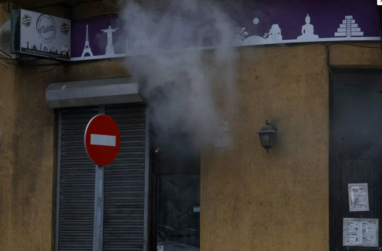 Evacuado un restaurante en Gijón por un incendio: “Por suerte, todo quedó en un susto”